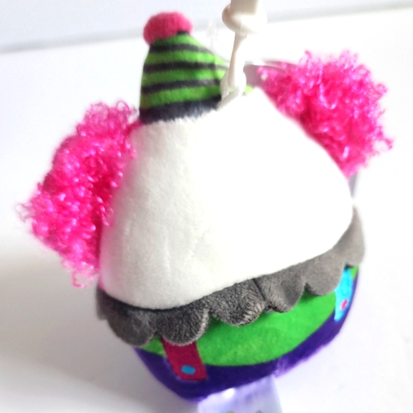 CUSTOM 💎 UMBERTO 🤡 Blacklight Clown Clip Original Squishmallows  ☆》NWT《☆ - Picture 4 of 9